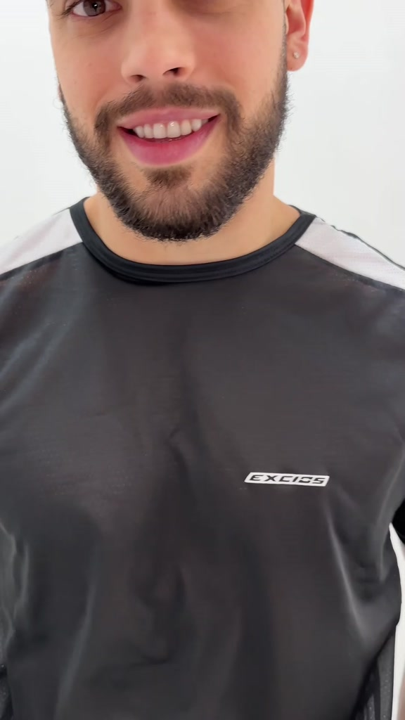 Kit 2 Camisas Dry Fit Masculino Academia Tecido Leve Treino e Musculação